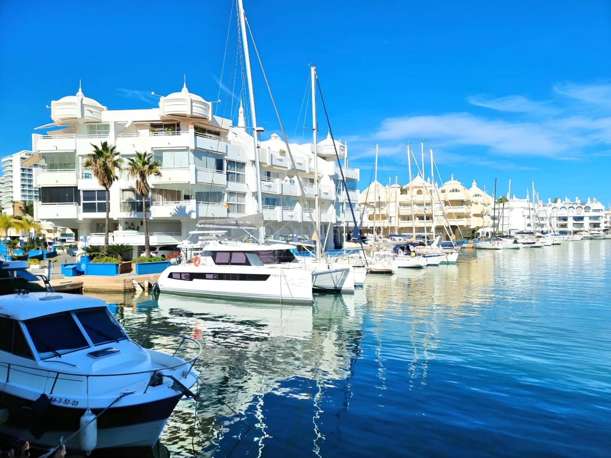 Estudio Las Naciones Bellavista Benalmadena Luaran gambar
