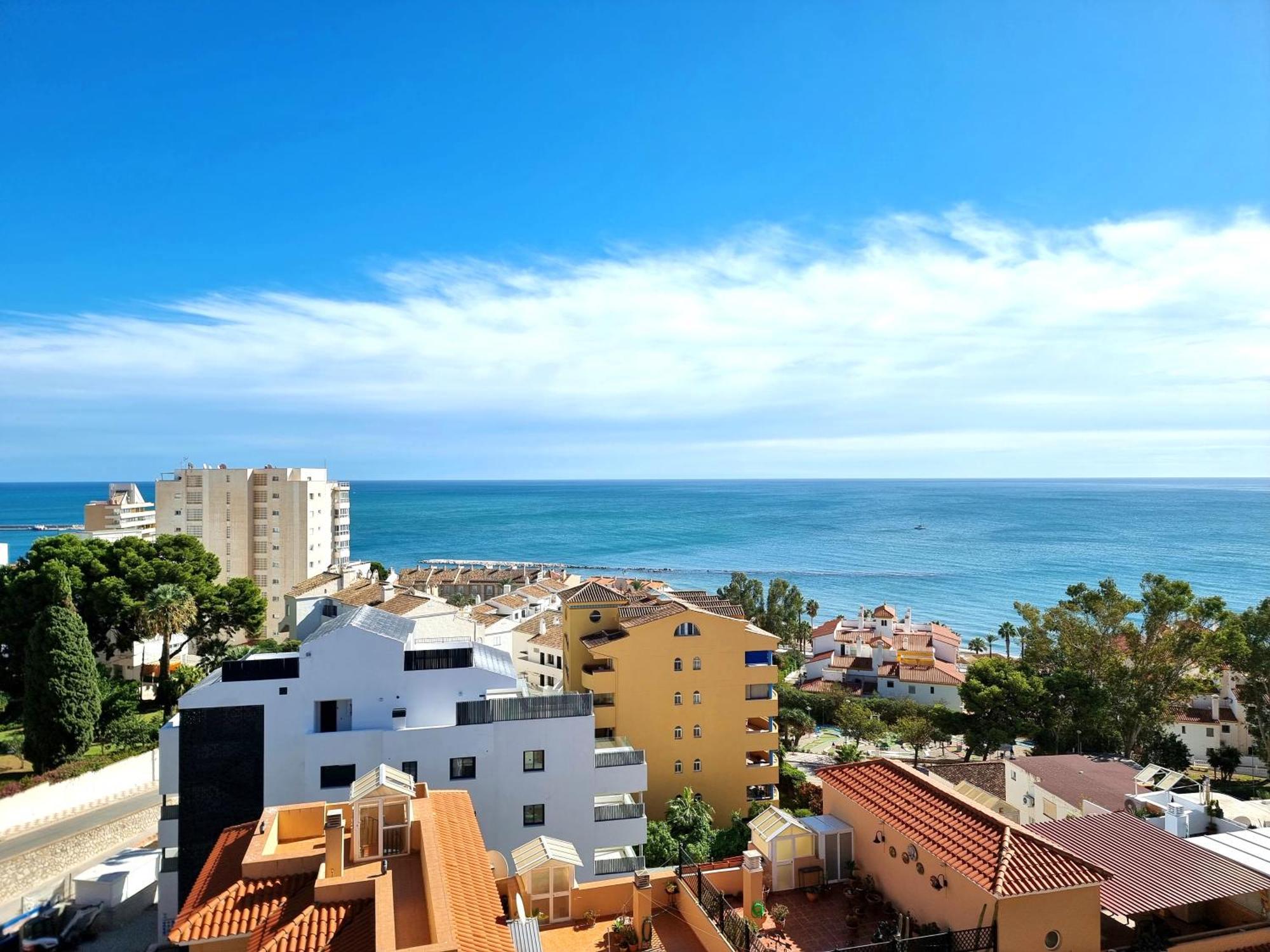 Estudio Las Naciones Bellavista Benalmadena Luaran gambar